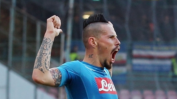 Отборите на Наполи и Сампдория играят при резултат 0 0 в