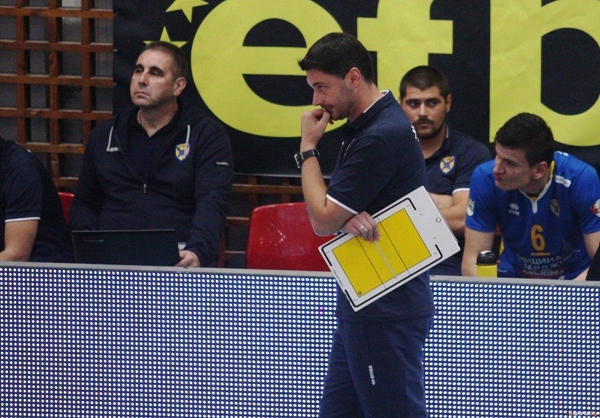 Треньорът на волейболния Хебър Пазарджик Атанас Петров коментира причините за