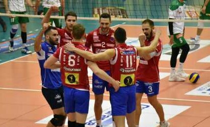 Българският диагонал Боян Йорданов и тимът на Фойникас Сирос записаха