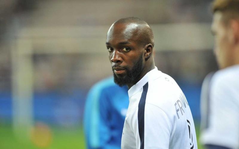 Френският полузащитник Ласана Диара разтрогна договора си Ал Джазира съобщи