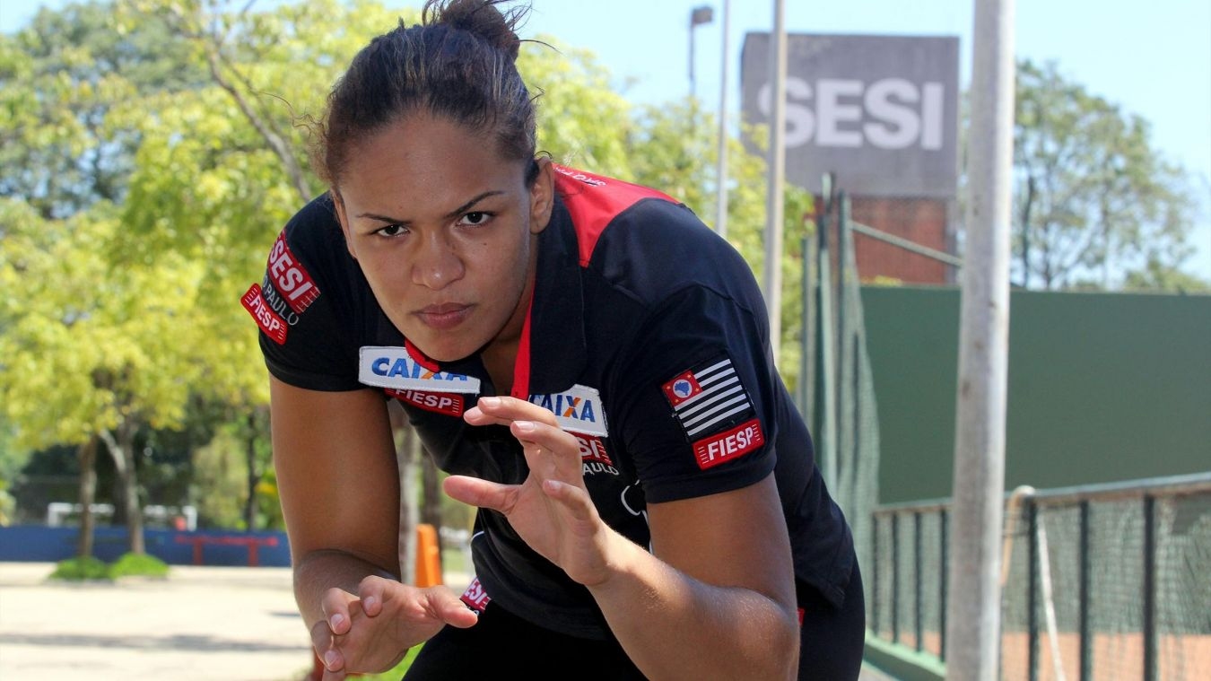 Известната бразилска състезателка по свободна борба Алине да Силва Ферейра