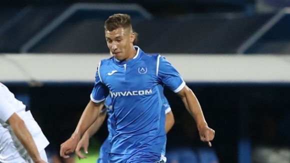 Лидерът на Втора лига Ботев Враца може да привлече през