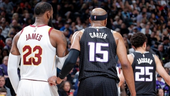 Кливланд загуби с 95 109 срещу Сакраменто след като Винс Картър