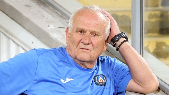 Бившият треньор на Цървена звезда Левски и Литекс Люпко Петрович