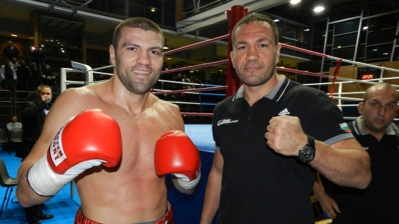Само след дни българският професионален боксьор Тервел Пулев ще отбележи