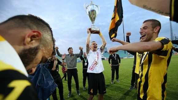 Ботев Пловдив е на часове от първия си трансфер по