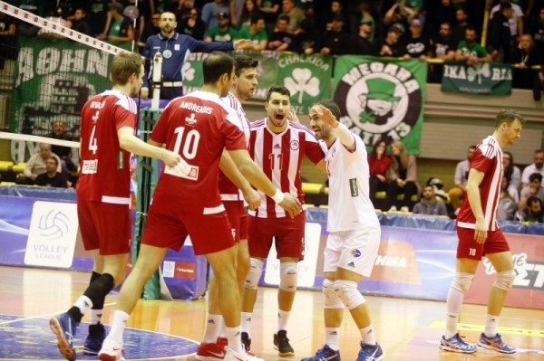 Волейболният национал Тодор Алексиев и гръцкият гранд Олимпиакос Пирея продължават