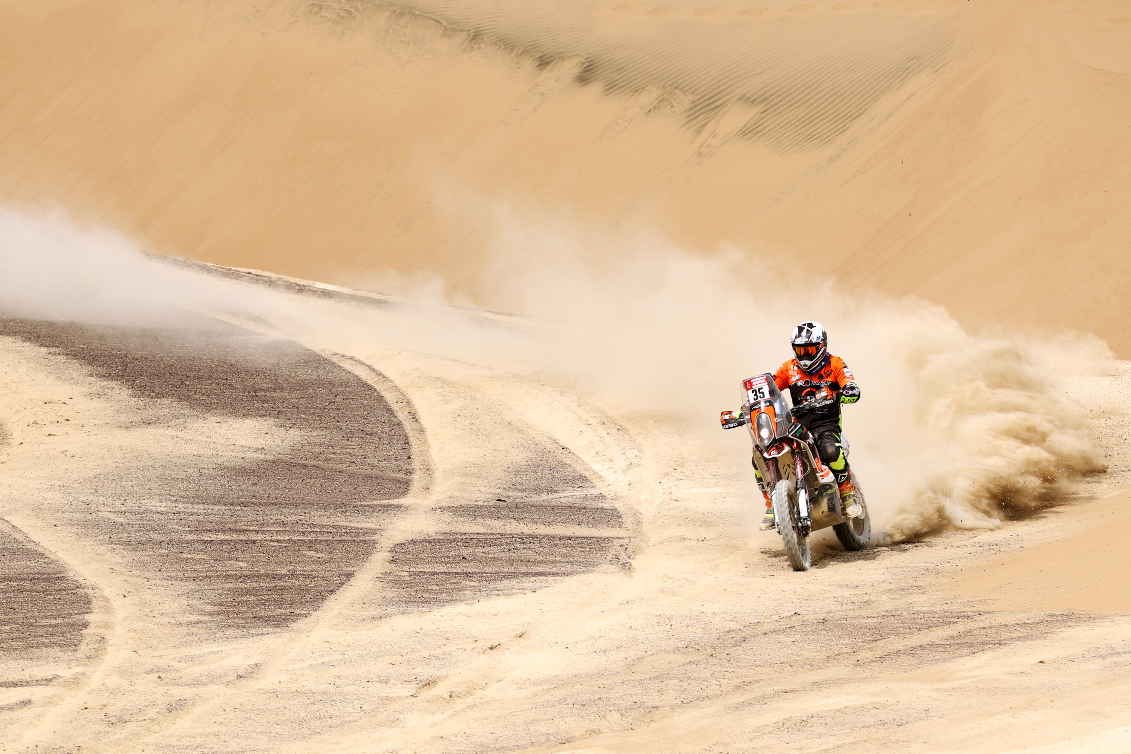 Има защо рали Дакар да се смята за най суровото моторспорт