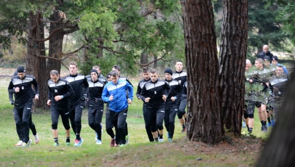 Отборът на Черно море проведе двуразова тренировка днес Първото за