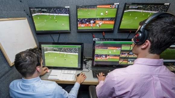Системата за видеоповторения ВАР ще бъде въведена в английското първенство
