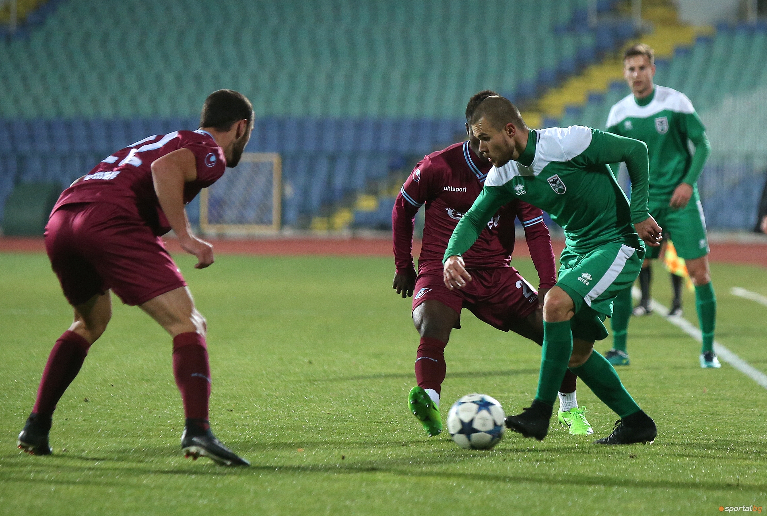 Футболистите на Пирин Благоевград преминаха днес задължителните функционални изследвания на