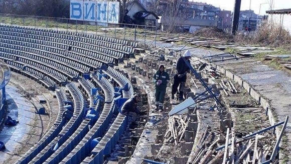 Огромен скандал се разрази на стадион Спартак в морската ни