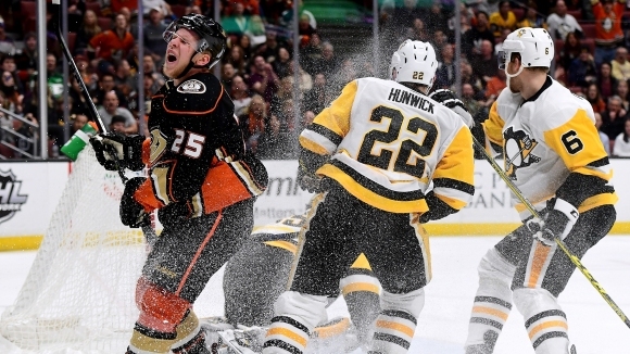 Носителят на купа Стенли Питсбърг загуби с 3 5 при гостуването