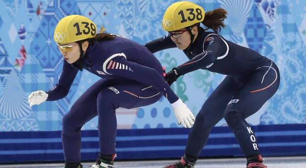Корейската федерация по пързаляне с кънки отстрани за неопределено време
