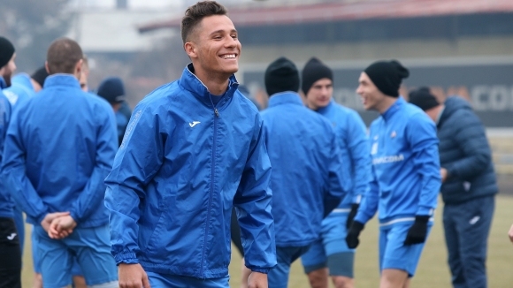 Левски може да се подсили ударно с трима футболисти до