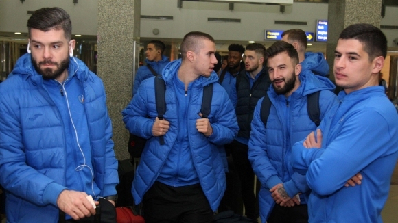 Около 13 14 футболисти на Левски и треньорът Дело Роси направиха