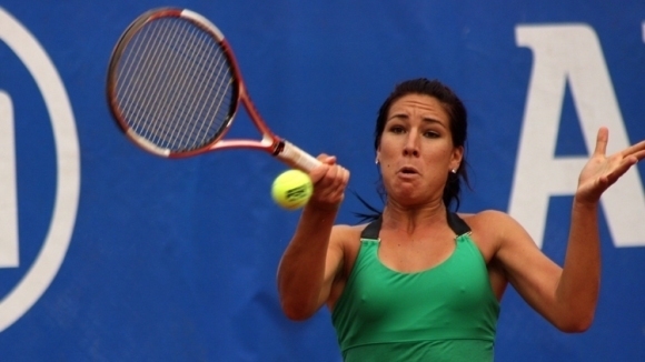 Българката Елица Костова се класира за четвъртфиналите на двойки на