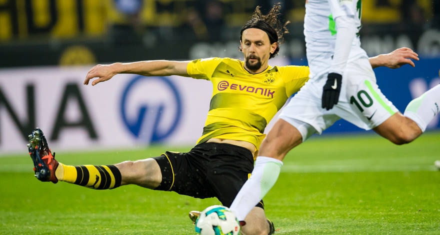 Сръбският централен защитник на Борусия Дортмунд Невен Суботич официално разтрогна