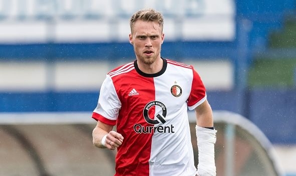 Два клуба от Премиър лийг са в трансферна битка за