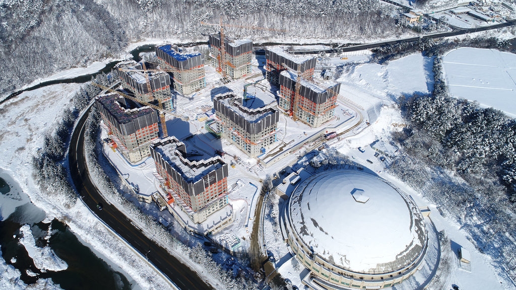 Двете олимпийски села за Зимните Игри в Пьончан 2018 ще