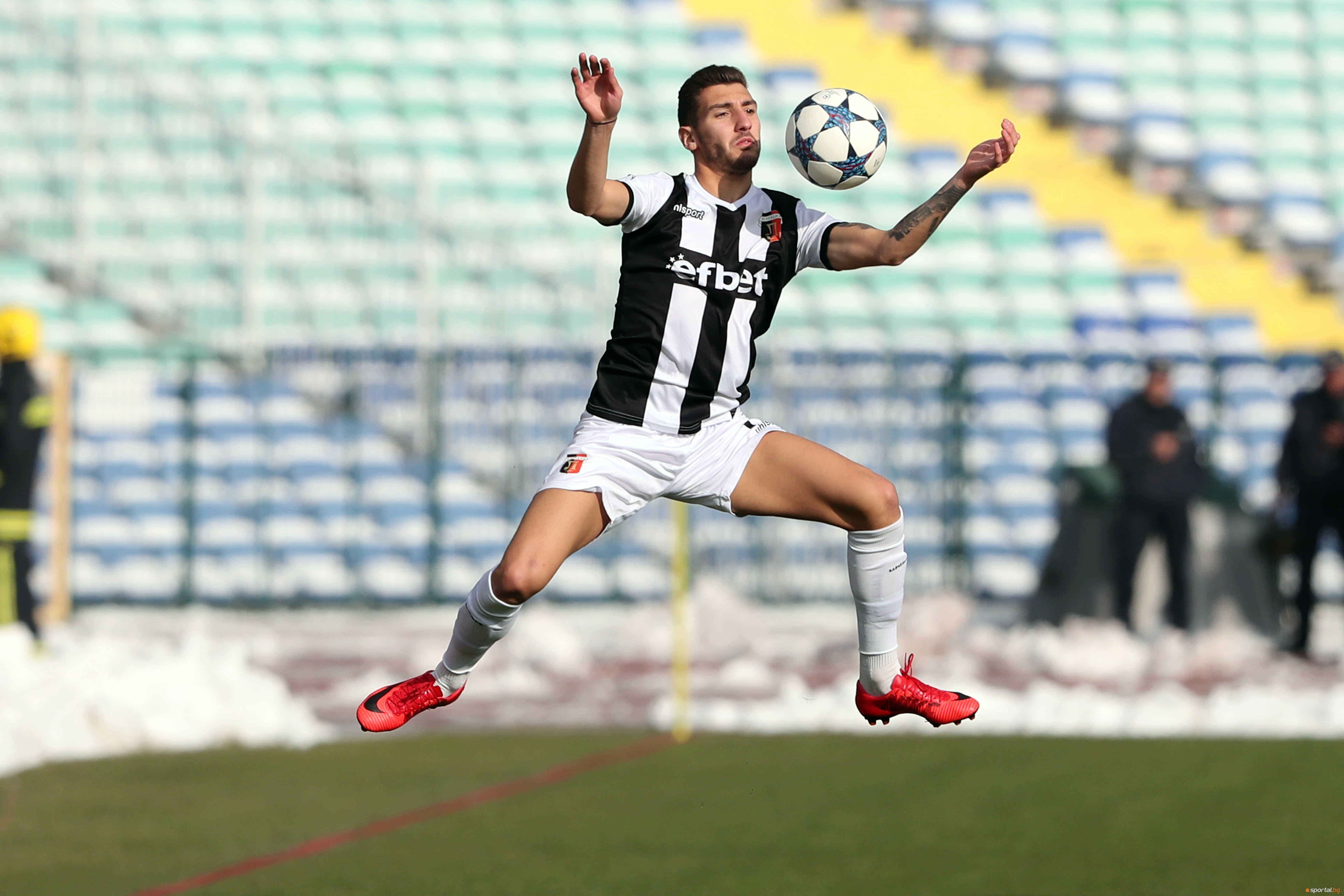 След вчерашната победа с 3 1 над азербайджанския Себаил представителният