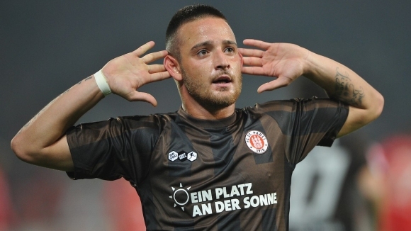 Футболистът Дениз Наки който беше осъден на 18 месеца и