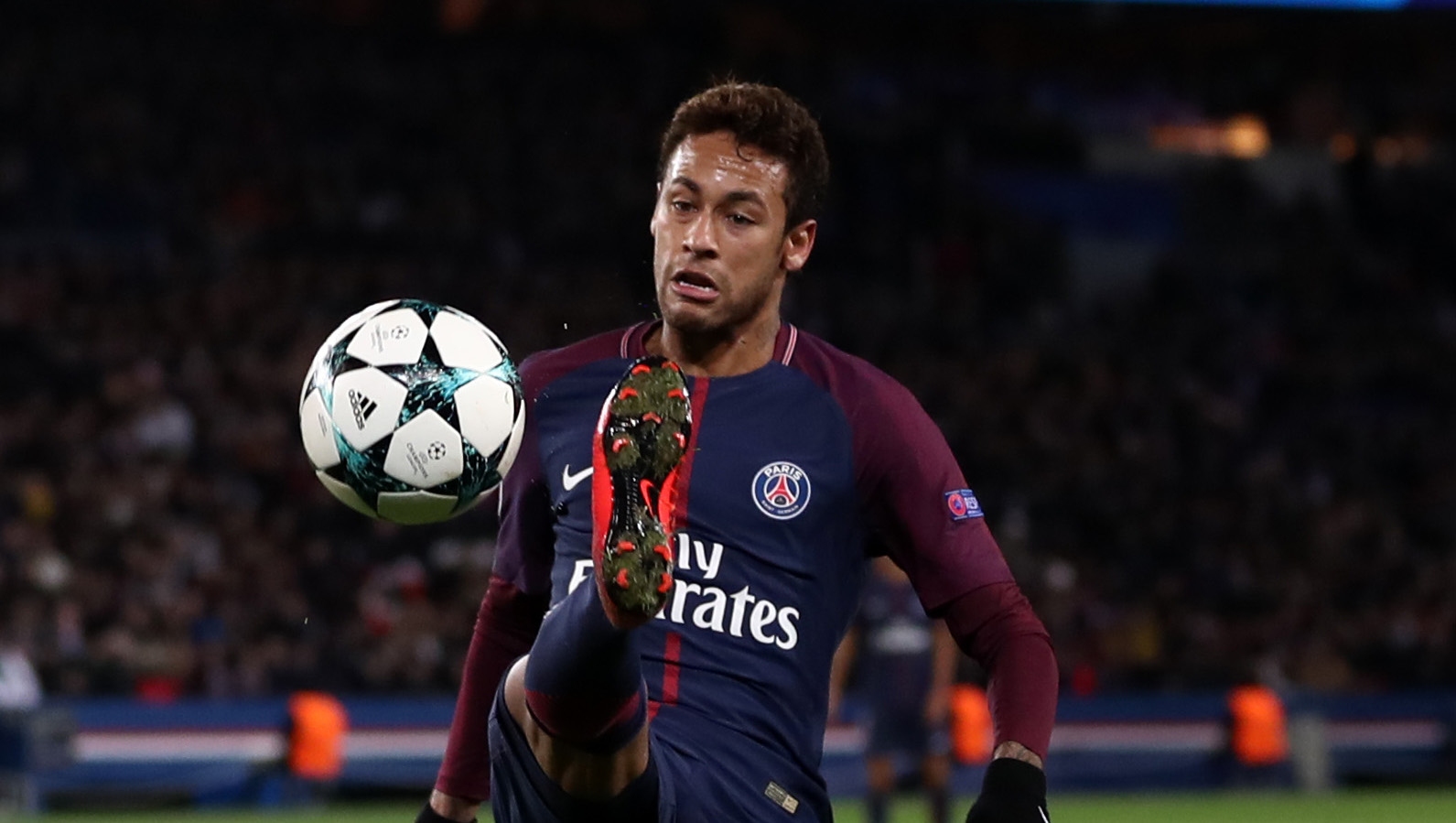 Най скъпият футболист в света Неймар изказа разочарованието си от трансфера