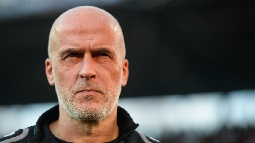 Бившият германски национал Михаел Фронтцек беше назначен днес за старши