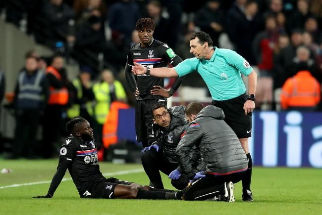 Крилото на Кристъл Палас Бакари Сако ще пропусне всички мачове