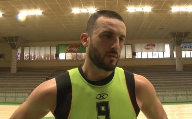 Берое приема състава на Черно море Тича в среща от