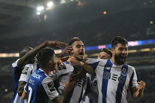 В дербито от 21 ия кръг на португалското първенство Порто надви