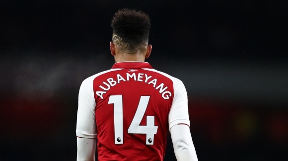 Новата звезда на Арсенал Пиер Емерик Обамеянг е обвинен в опит