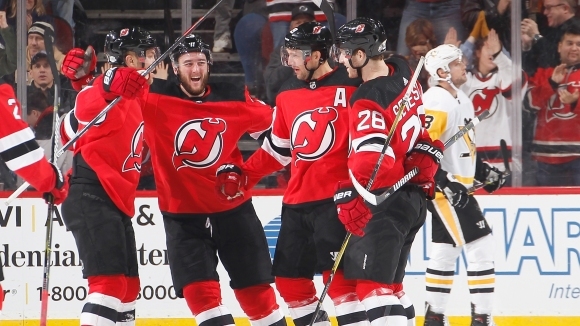 Първенство на Националната хокейна лига на САЩ и Канада НХЛ