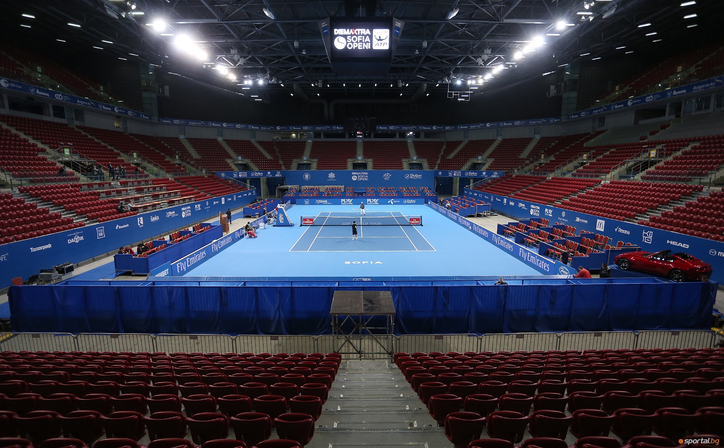 Националът на България за Купа Дейвис Александър Лазаров отпадна в