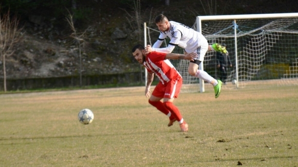 Отборът на Септември Симитли загуби с 0 2 от Банско