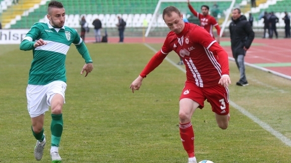 Крилото на Берое Антон Карачанаков не тренира с тима заради