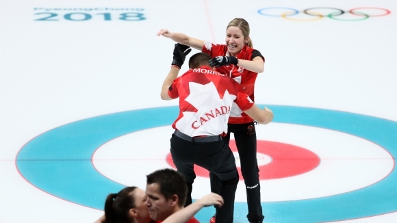 Канада спечели първия златен медал по кърлинг за смесени отбори