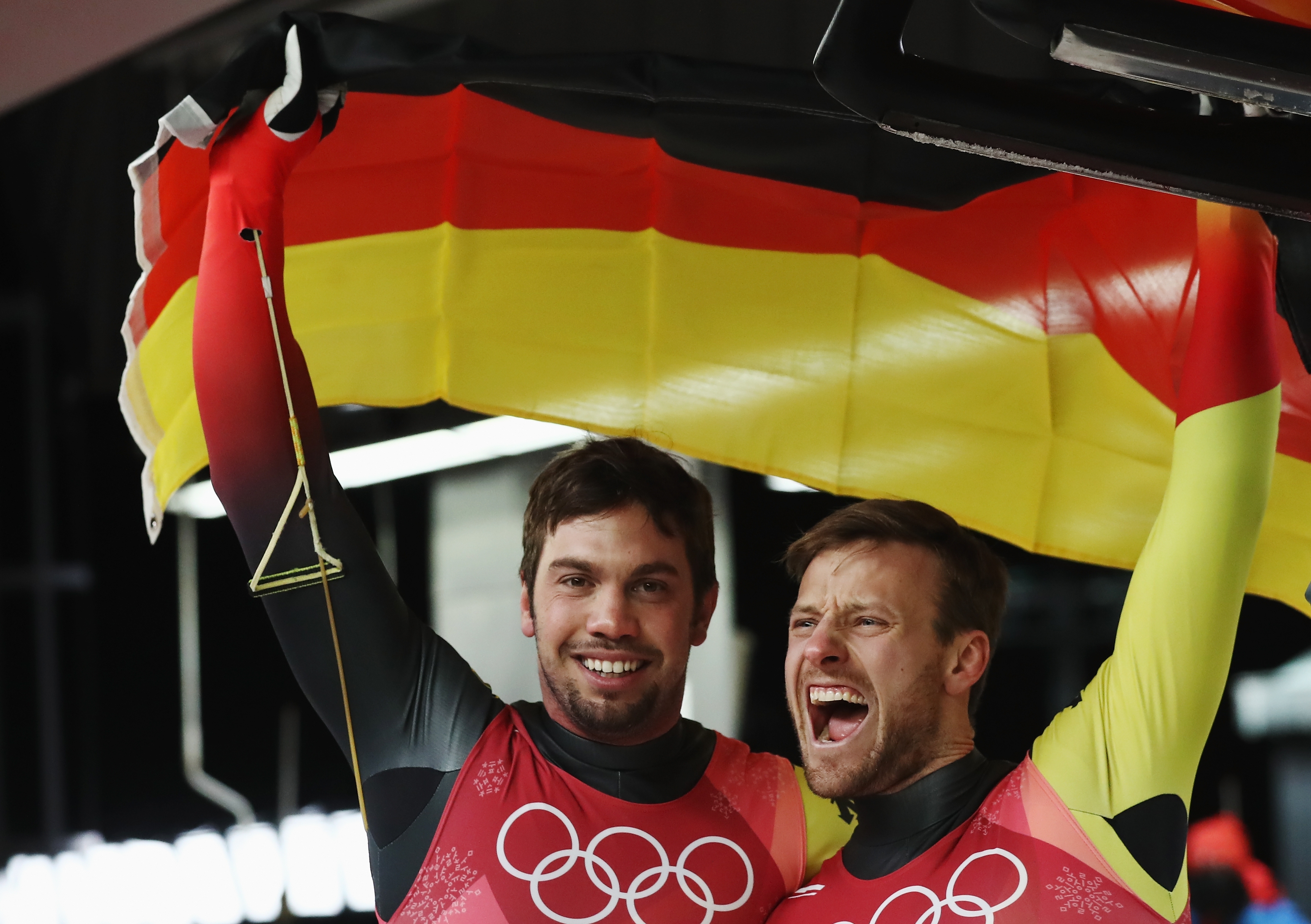 Германците Тобиас Вендл и Тобиас Арлт защитиха олимпийската си титла