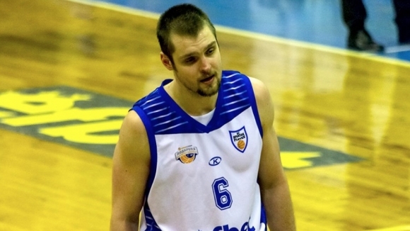 Спартак Плевен ще може да се похвали с национал който