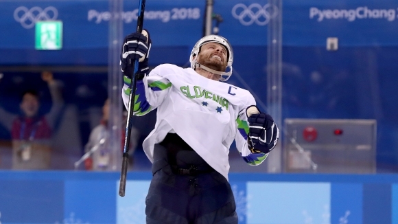 Вмач от група В на олимпийския хокеен турнир при мъжете