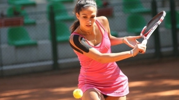 Националката на България за Фед Къп Изабела Шиникова се класира