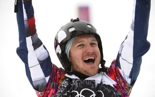 Руският сноубордист Николай Олюнин ще претърпи операция днес в Корея