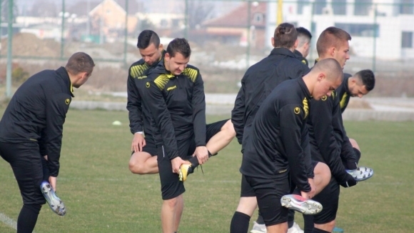 Отборът на Ботев (Пловдив) продължава в пълен състав подготовката си