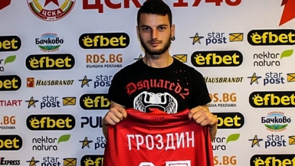 Oтборът на ЦСКА 1948 представи пореден нов футболист Част от