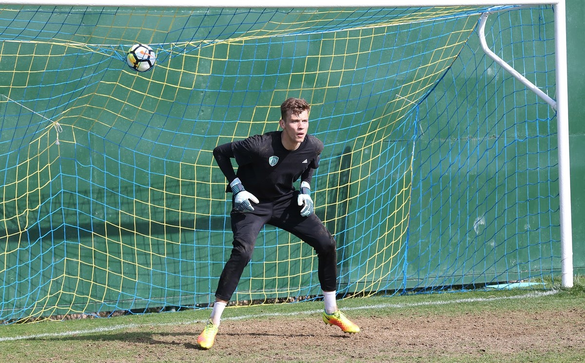 Ахмат привлече младия вратар Александър Шепляков Той дойде в тима