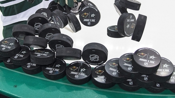 Мачове от редовния сезон в Националната хокейна лига на САЩ