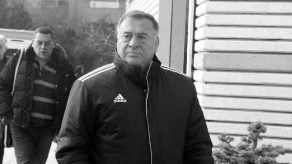 Националният клуб на привържениците на Левски отдаде почит на напусналия