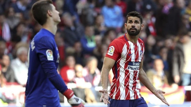 Нападателят на Атлетико Мадрид Диего Коща получи поредния си жълт