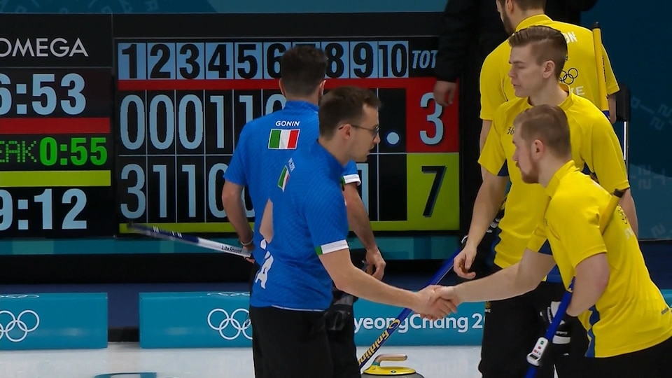 Европейският шампион Швеция победи Италия със 7 3 и кръг преди