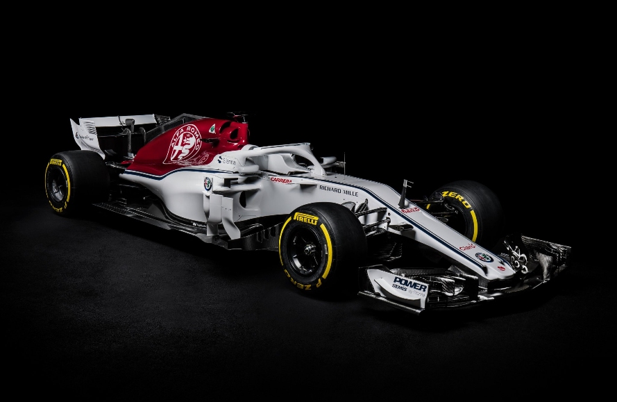 Ф1 отборът Заубер представи състезателния автомобил за сезон 2018 във